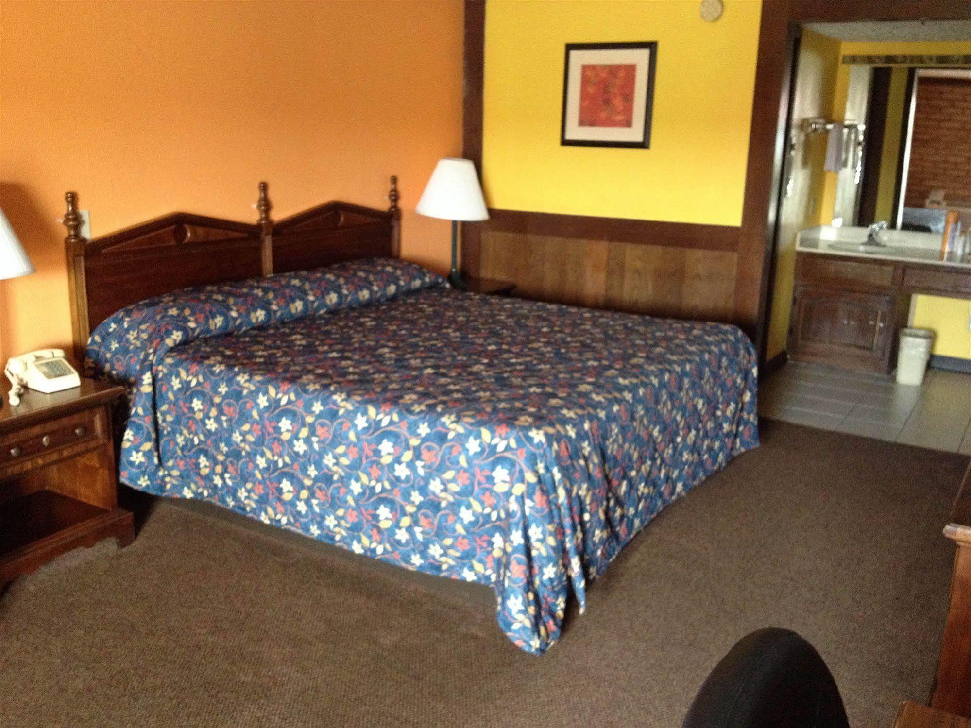 Red Roof Inn Monroe Dış mekan fotoğraf